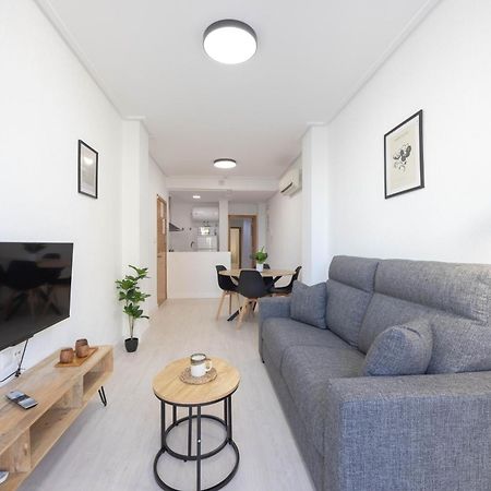 Apartamentos Marina Playa De Torrevieja By Apartamentos Торевьиа Экстерьер фото