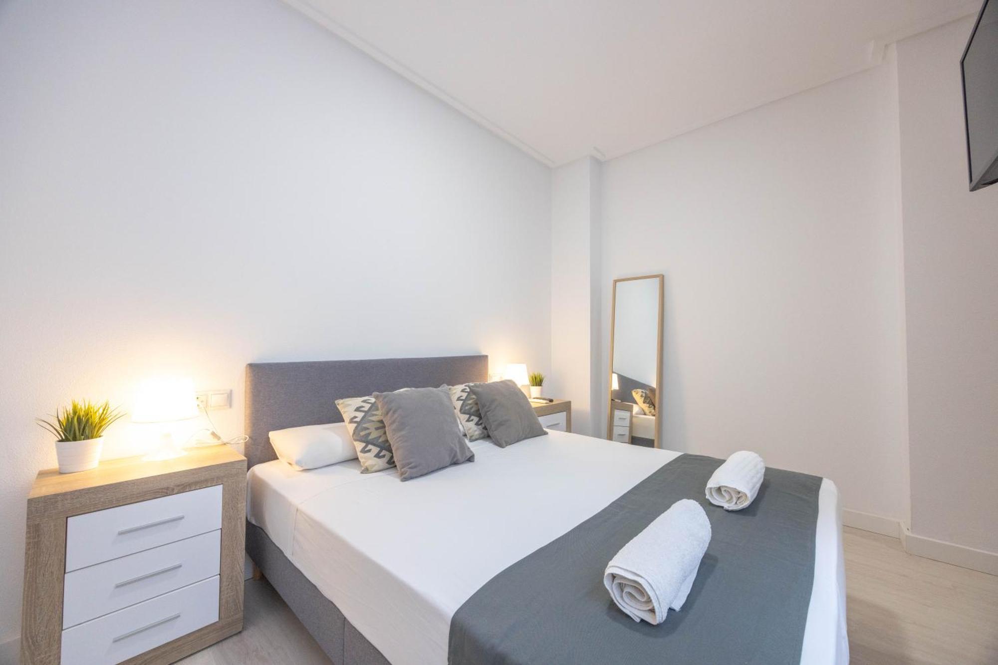 Apartamentos Marina Playa De Torrevieja By Apartamentos Торевьиа Экстерьер фото