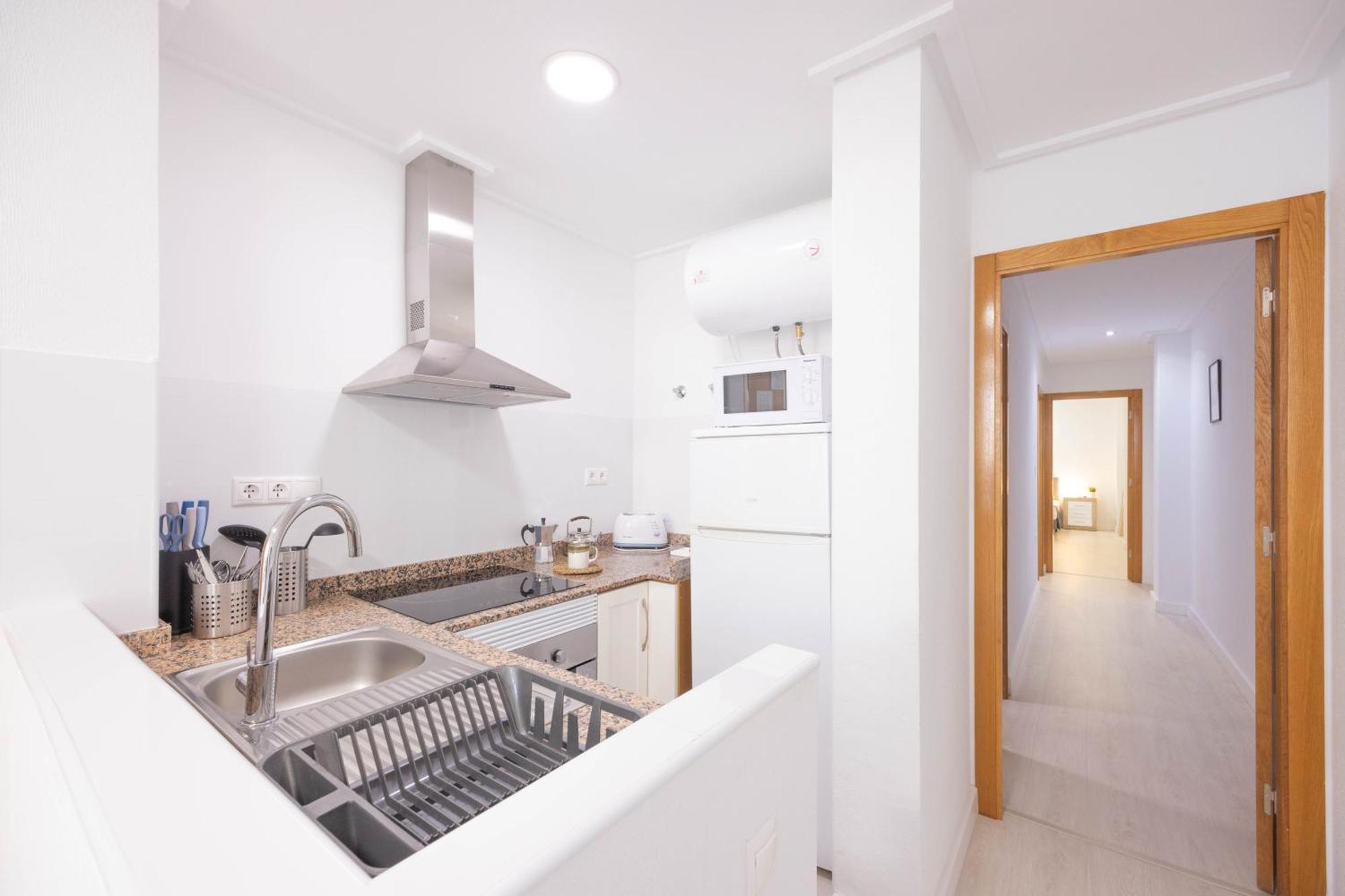 Apartamentos Marina Playa De Torrevieja By Apartamentos Торевьиа Экстерьер фото