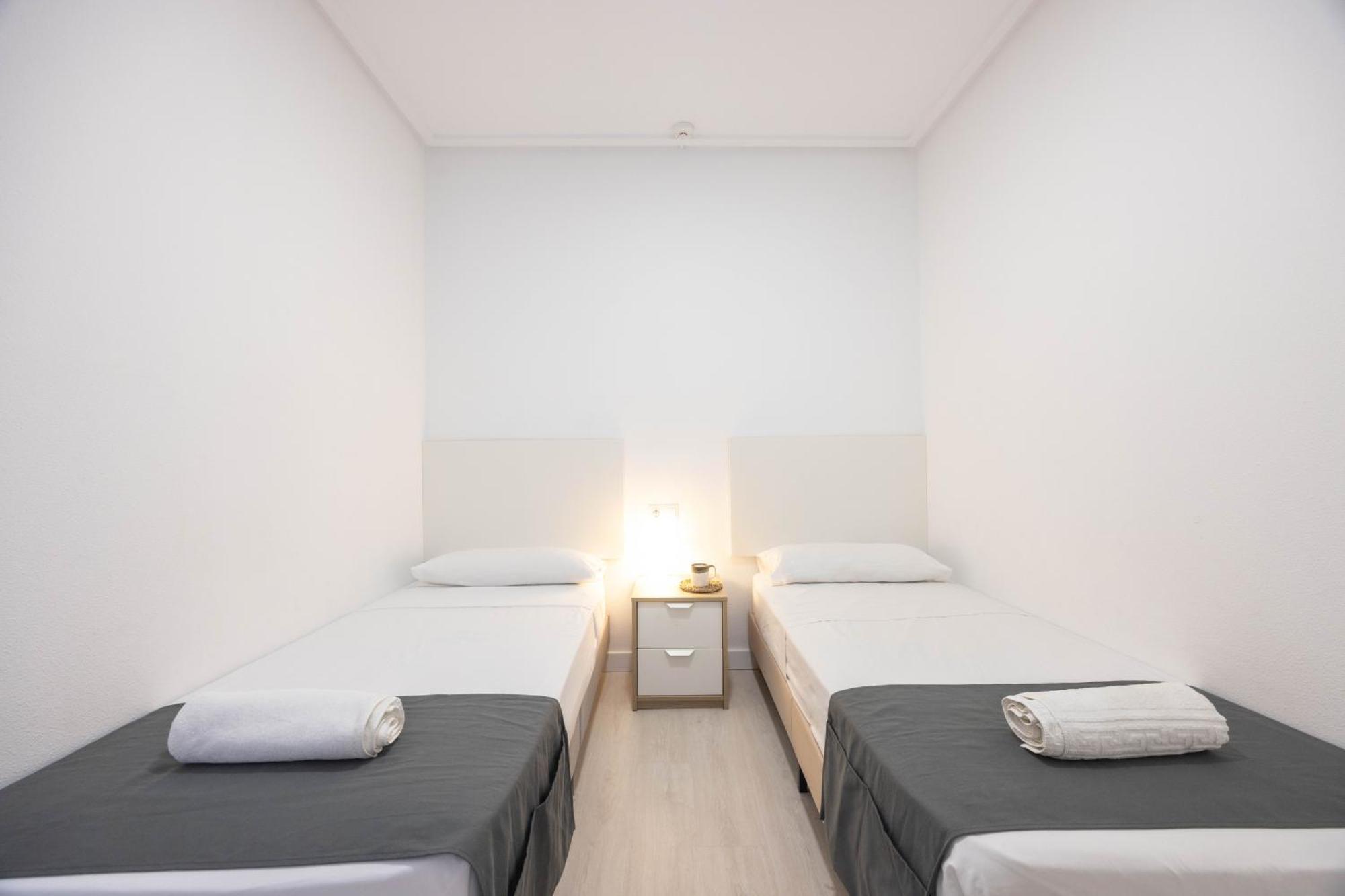 Apartamentos Marina Playa De Torrevieja By Apartamentos Торевьиа Экстерьер фото